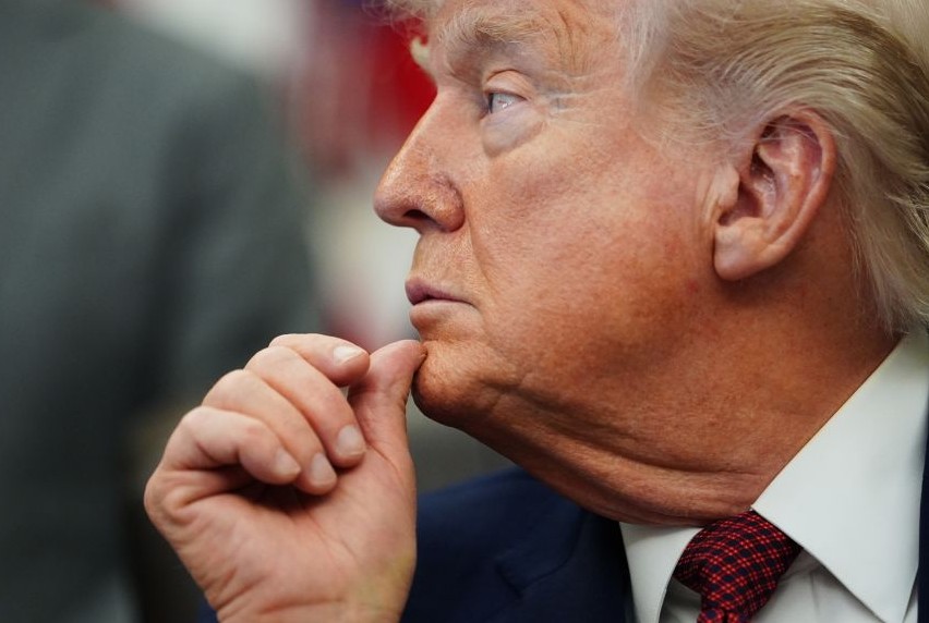 ট্রাম্প কেন ইরানের সঙ্গে যুদ্ধবিরতির সময় বাড়াল?